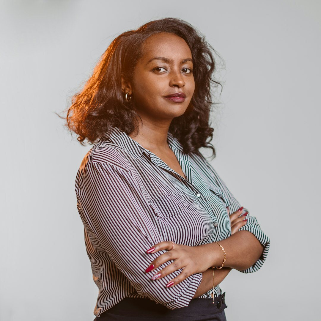 Portrait of a newsroom briefing coordinator
